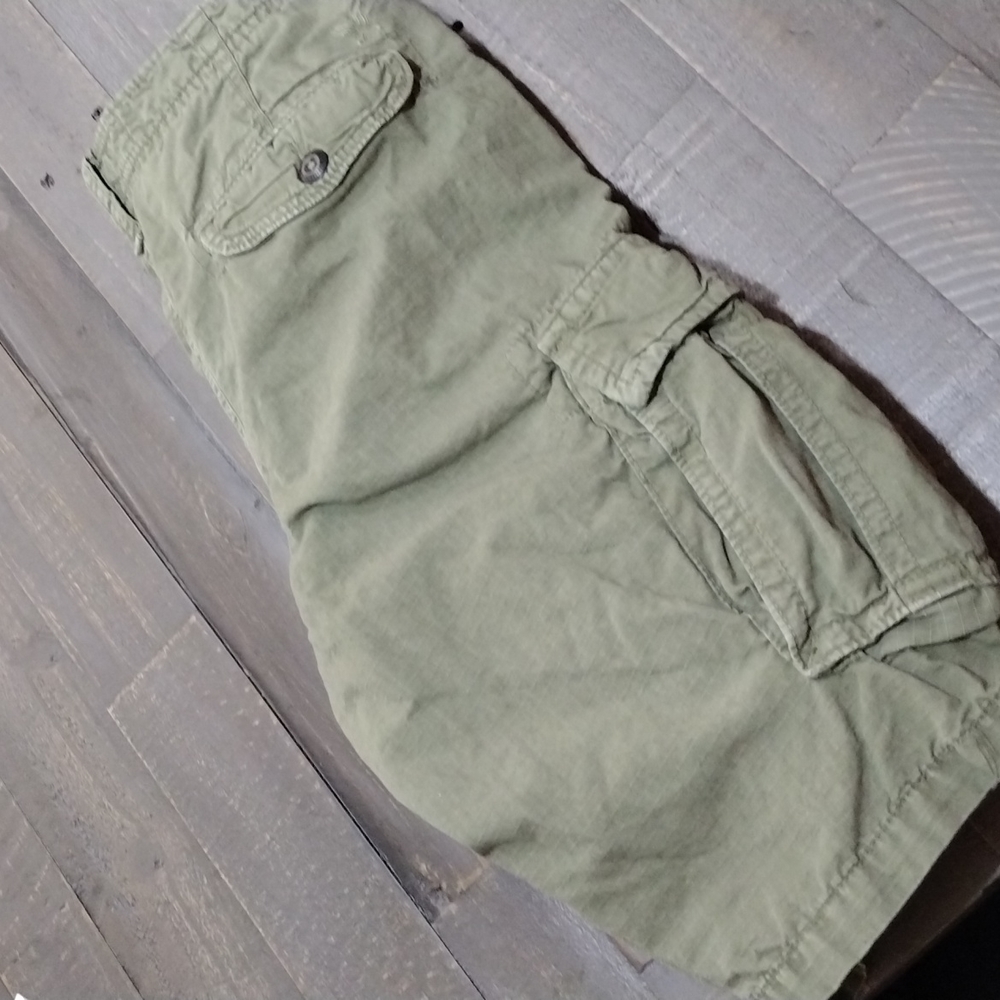 AMERICAN EAGLE SZ 29 OLIVE GREEN LONG STYLE CARGO SHORTS MENS TO - Picture 6 of 9